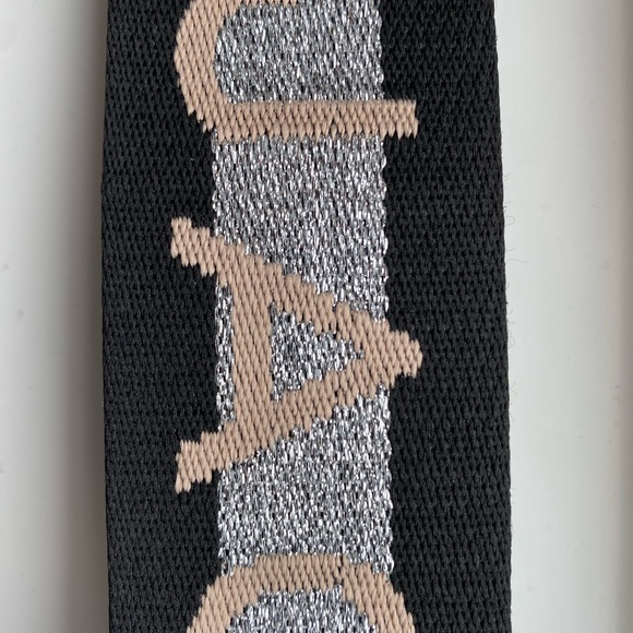 Marc Jacobs Snapshot Bag. Blush pink & grey with pink, black & silver strap - Picture 10 of 16